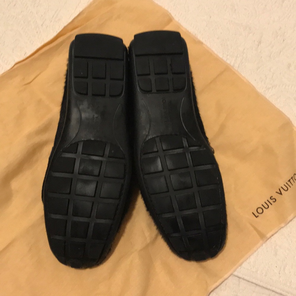 Shoes - Picture 2 of 6